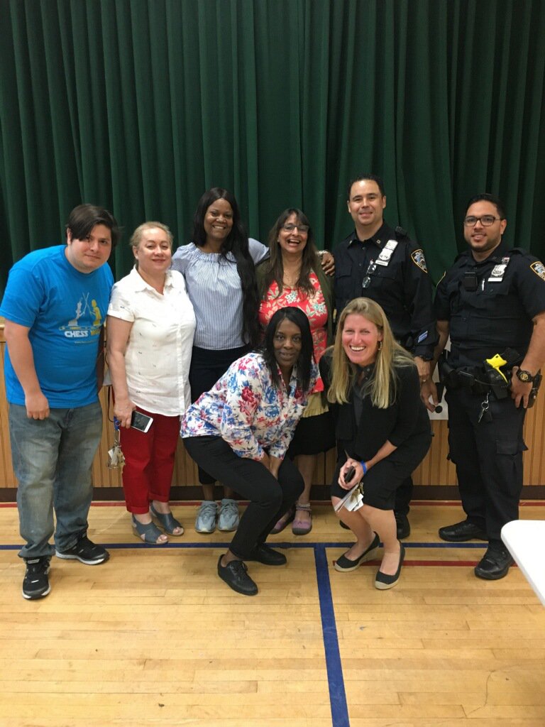 NYPD13Pct's tweet image. NCO A and Good Shepherd Services would like to thank, International Women’s Chess Master Shernaz Kennedy and Top Level Chess for donating their time and skills to introduce the game of chess to the future Women’s Chess Masters ♟#RodriguezBrothers #NCOA #13PCT #TopLevelChess ♟