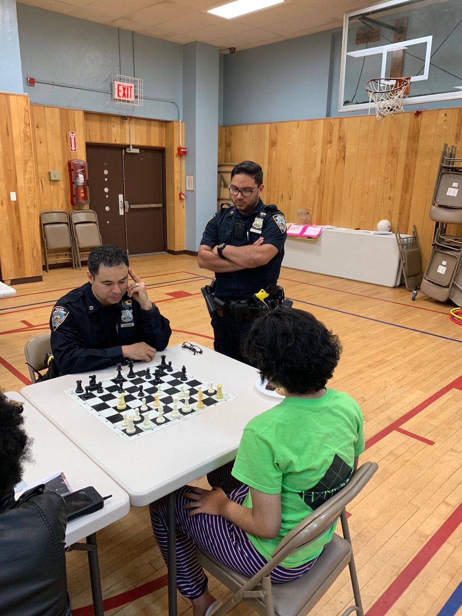 NYPD13Pct's tweet image. NCO A and Good Shepherd Services would like to thank, International Women’s Chess Master Shernaz Kennedy and Top Level Chess for donating their time and skills to introduce the game of chess to the future Women’s Chess Masters ♟#RodriguezBrothers #NCOA #13PCT #TopLevelChess ♟