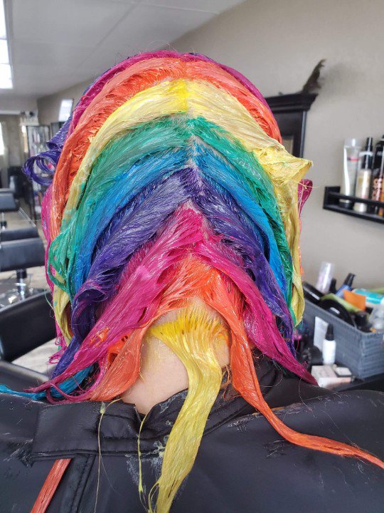 thedarkgoddess's tweet photo. #rainbowhair #bright https://t.co/jJvt7ohSGt