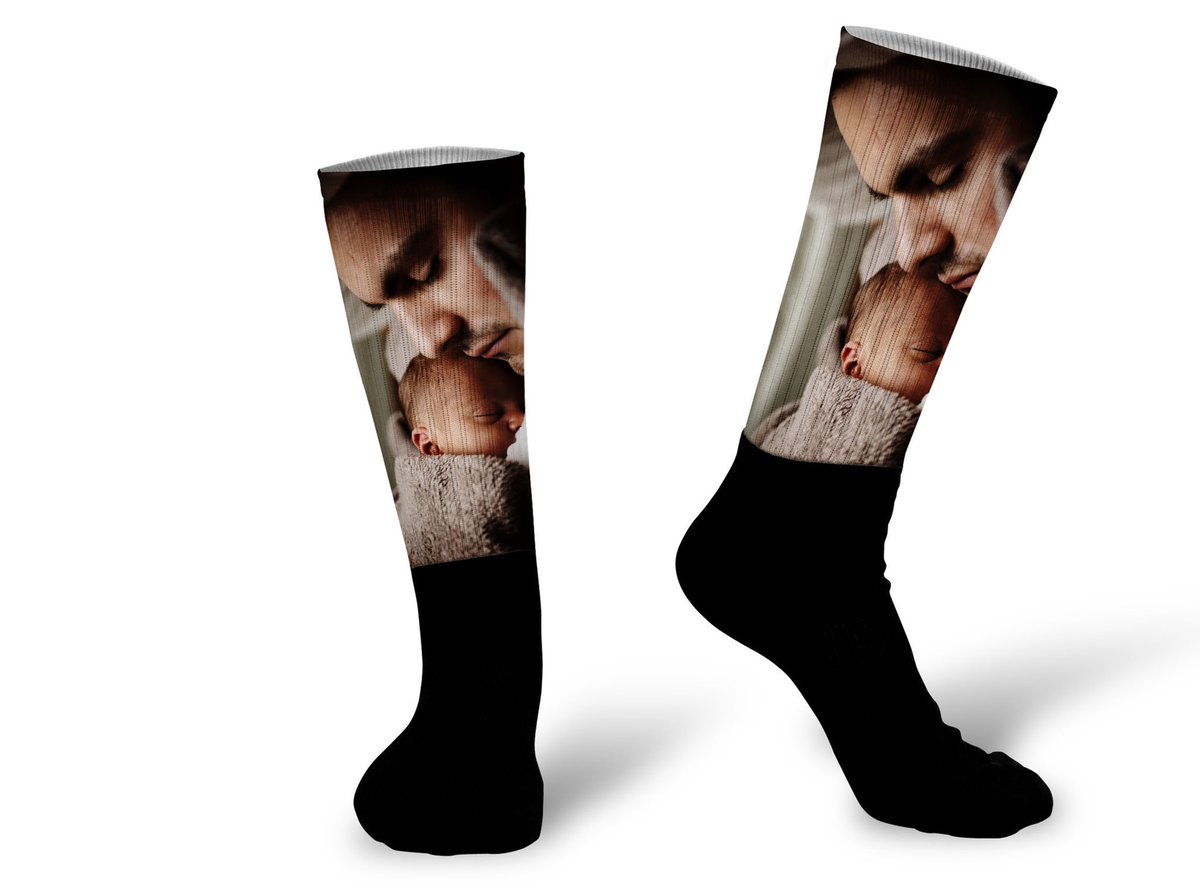 CreativelyApply's tweet image. Fathers Day is Sunday. Select express shipping by noon on Friday. #socks #dadsocks #fathersday #photogift #etsy etsy.me/2Far7DX