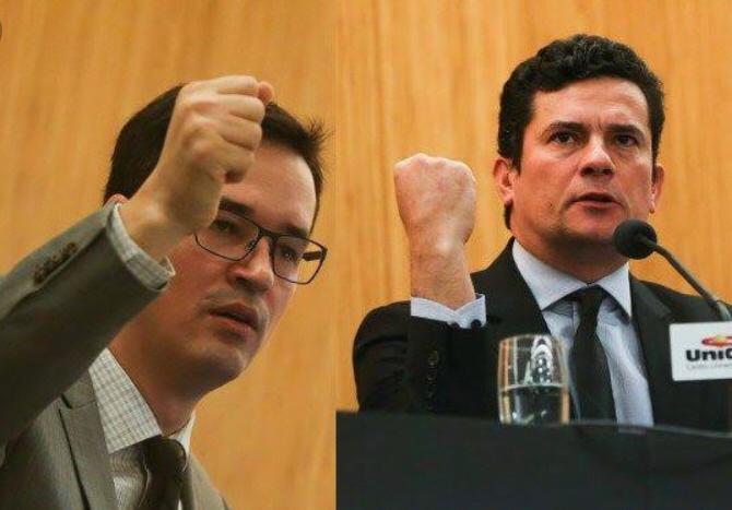 MarcelAlexandre's tweet image. NA AMÉRICA 🇺🇸 2 HERÓIS NACIONAIS FICARAM CONHECIDOS COMO “OS INTOCÁVEIS” J EDGAR HOOVER E ELIOT NESS QUE ACABARAM COM A MÁFIA E PRENDERAM AL CAPONE. NO BRASIL 🇧🇷 TEMOS SÉRGIO MORO E DELTAN DALLAGNOL QUE DESMANTELARAM O MAIOR ESQUEMA DE CORRUPÇÃO DA NOSSA HISTÓRIA.  @EuApoioMoro