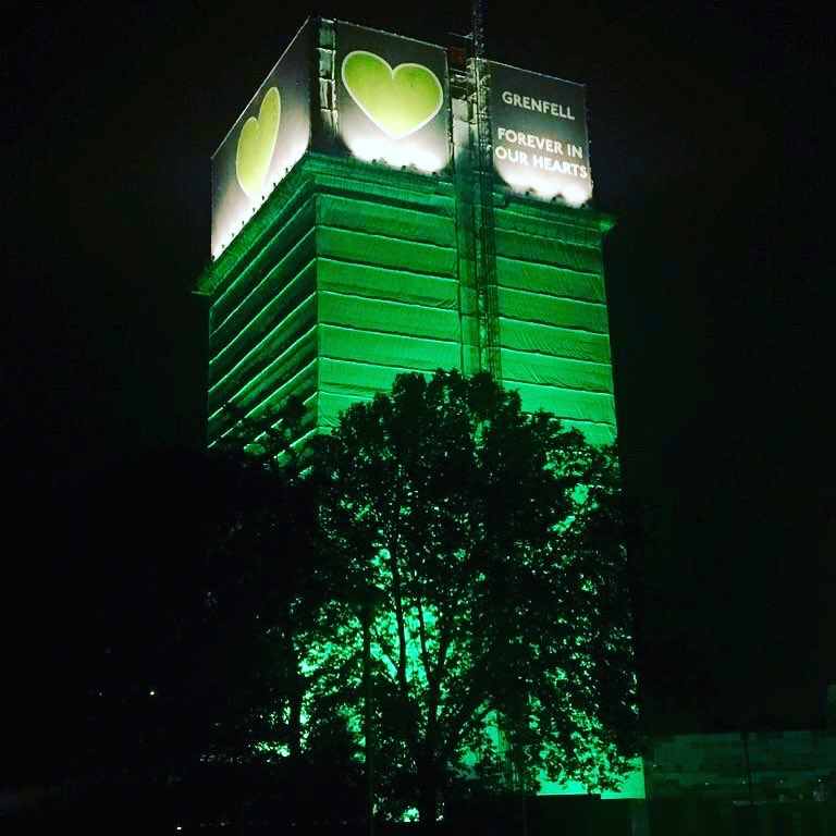 When I took this photo, in the silence around the tower, 2 girls quietly started singing “Bridge Over Troubled Water”. One of the most moving moments I’ve ever had 💚. #GrenfellUnited #Grenfell #UnitedForGrenfell #DemandChange #Green4Grenfell