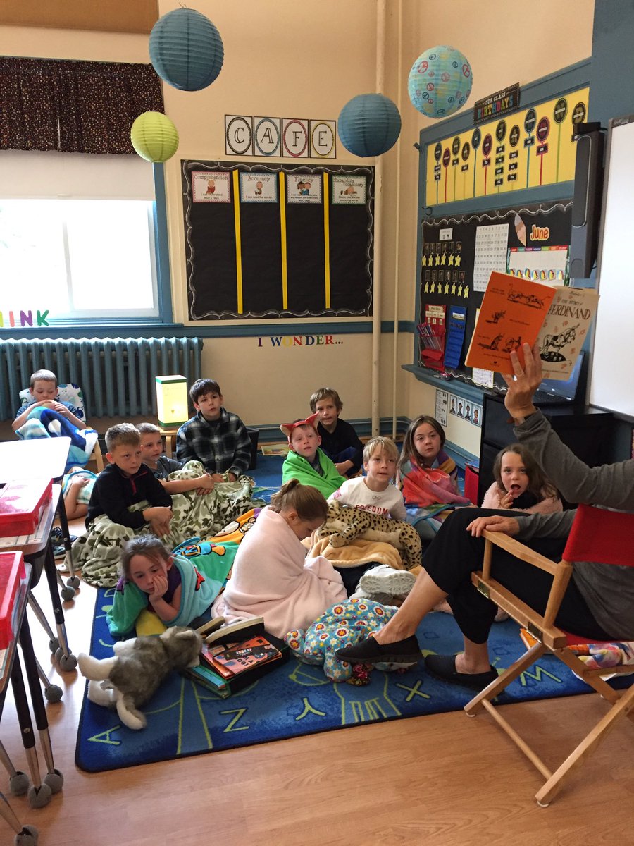 SSgrade1's tweet photo. Literacy 2019!! First graders love to READ, READ, READ!! https://t.co/aCvsSxrg31