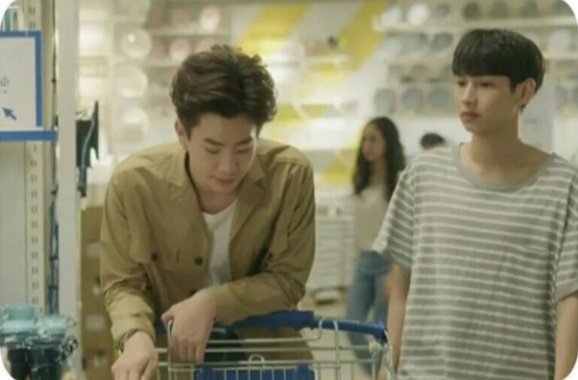 KhwankhawC's tweet image. คนแบบผม ก็ทำได้เเค่มองคุณไปวันๆเหลาะคับ ต่อให้กูเจ็บมากเท่าไหร่กูก็ยังที่จะเลือกมองมัน😂
#น่าสงสาร #อิน #ทฤษฎีจีบเธอ