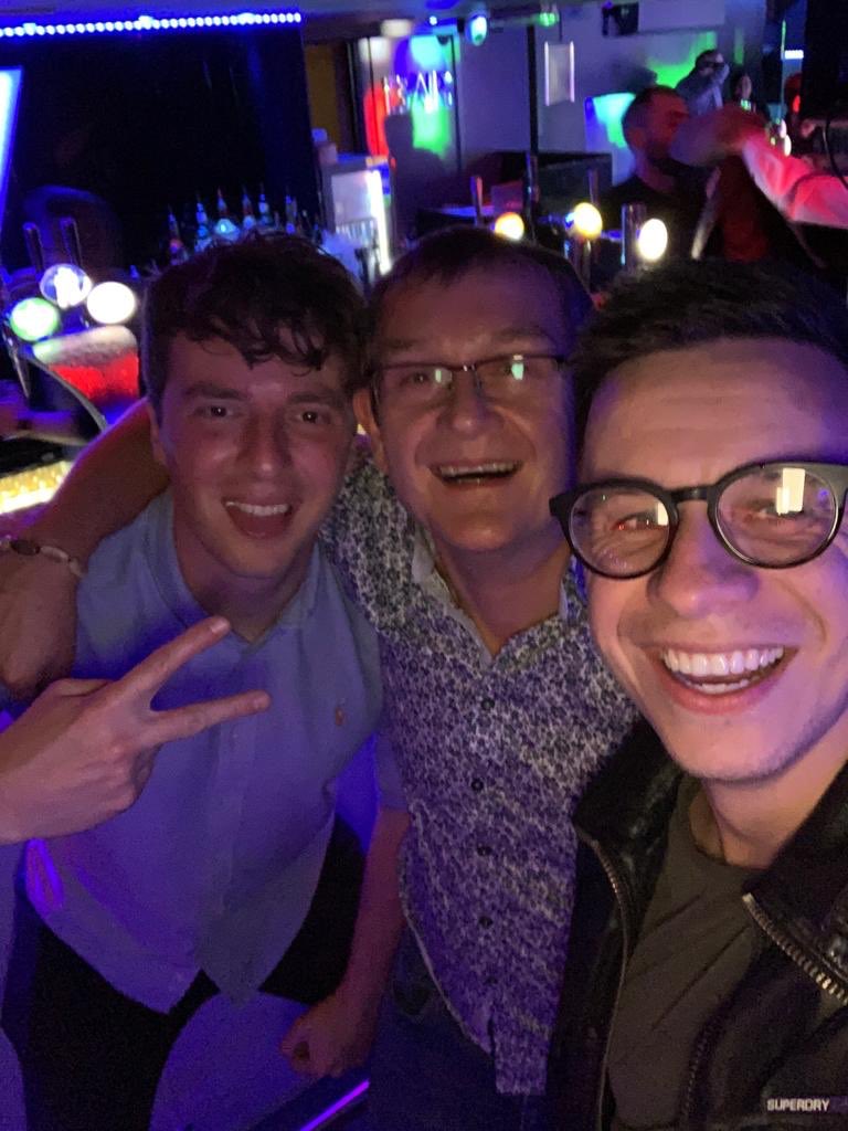 thealanquick's tweet photo. Great to see @Mark_Voisey hitting the town @Vaults_Exeter tonight #dj #twodjs #clubbing #nightlife #party πΌπ§π€ππΊπ·π³οΈβπβ€οΈ https://t.co/a3CyhS71En