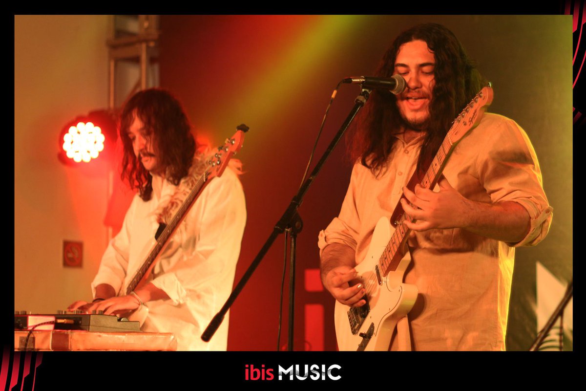 La serie de conciertos ibis® Music sigue dando de qué hablar. En la tercera noche, Glass Cristina y Acid Waves sorprendieron a propios y extraños con sus propuestas musicales #ibisMusic #ibisMusicMX: rollingstone.com.mx/ibis3
