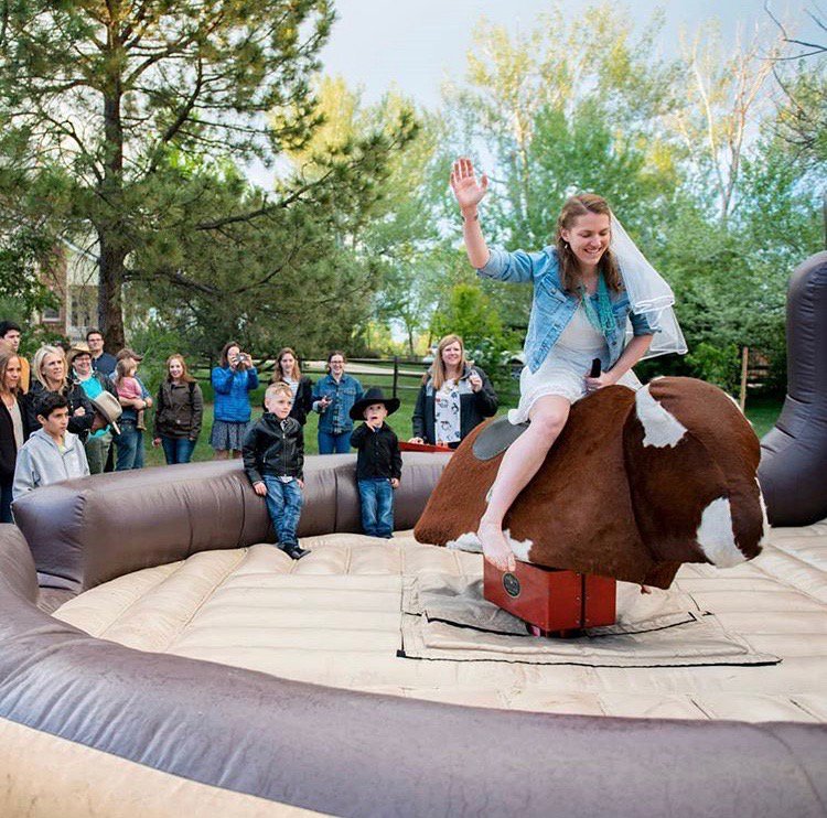 denvereventpro's tweet photo. Backyard wedding reception with a mechanical bull, horses, a smores bar and catered BBQ๐ค #YouWantIt #WePlanIt #countryevents #weddingplanner #JenniferLane
Jennifer Lane Events https://t.co/WdJZ7GTVKh Decor needs? https://t.co/abCSRYpKVL https://t.co/qQmq0lDDni