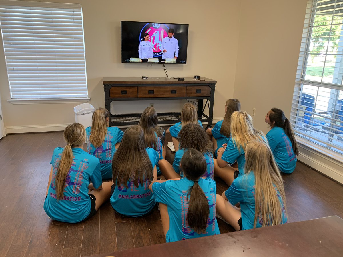 janarenfro411's tweet image. Solar U-15 ECNL playoff draw watch party! #ECNLplayoffdraw  #solarfc