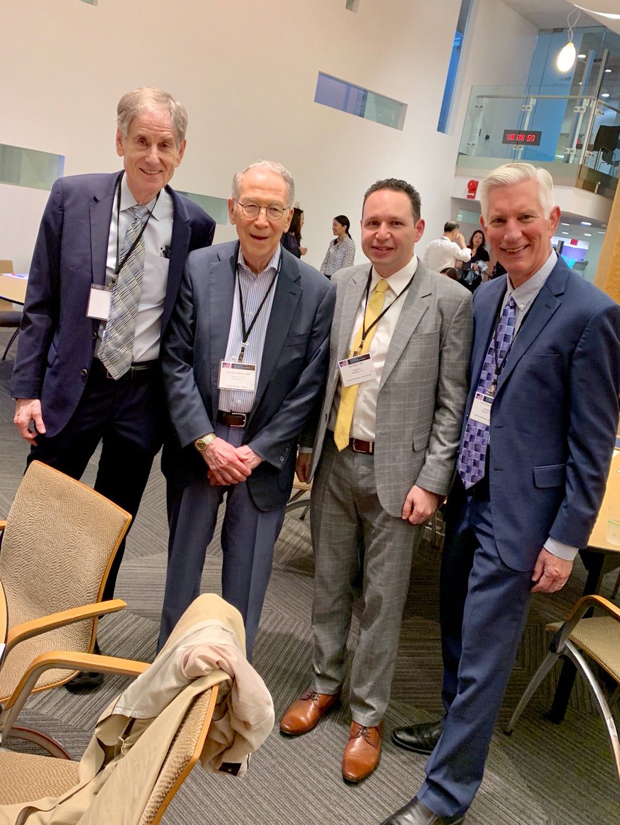 What a special time seeing @rweichselbaum and Dr Sam Hellman at the @ASTRO_org Oligo-met #ResearchWorkshop First time in 10yrs that Dr Hellman has been to a meeting...and he still made insightful comments! @reflexionmed