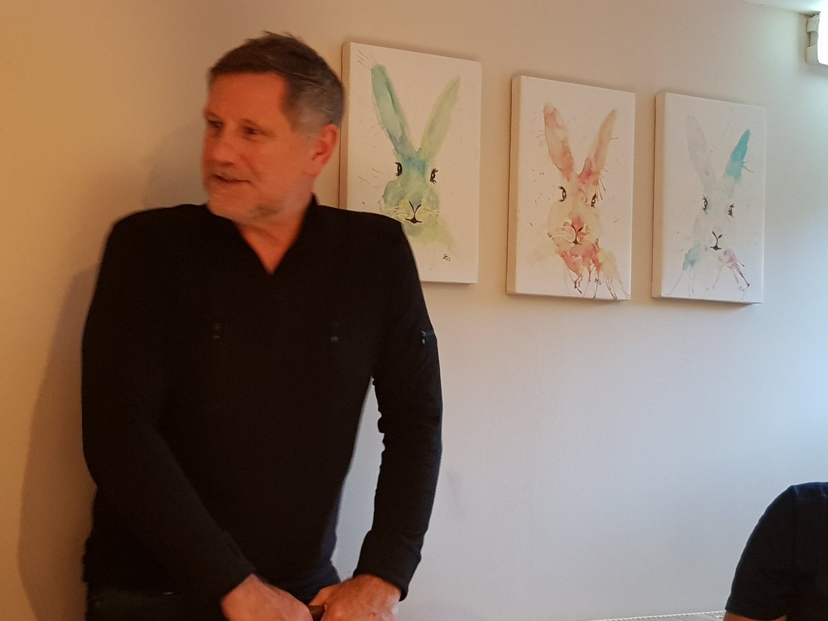 valuesdoc's tweet photo. Prof. Steve Evans @IfMCambridge gave a revealing and inspiring talk: realities of #Entrepreneurship in the context of #sustainability and passion for making a difference. An after-dinner talk turned into an hour and a half roundtable discussion. Oops :) #Plan4Impact @EIT_Food https://t.co/HfOmUsFcXm