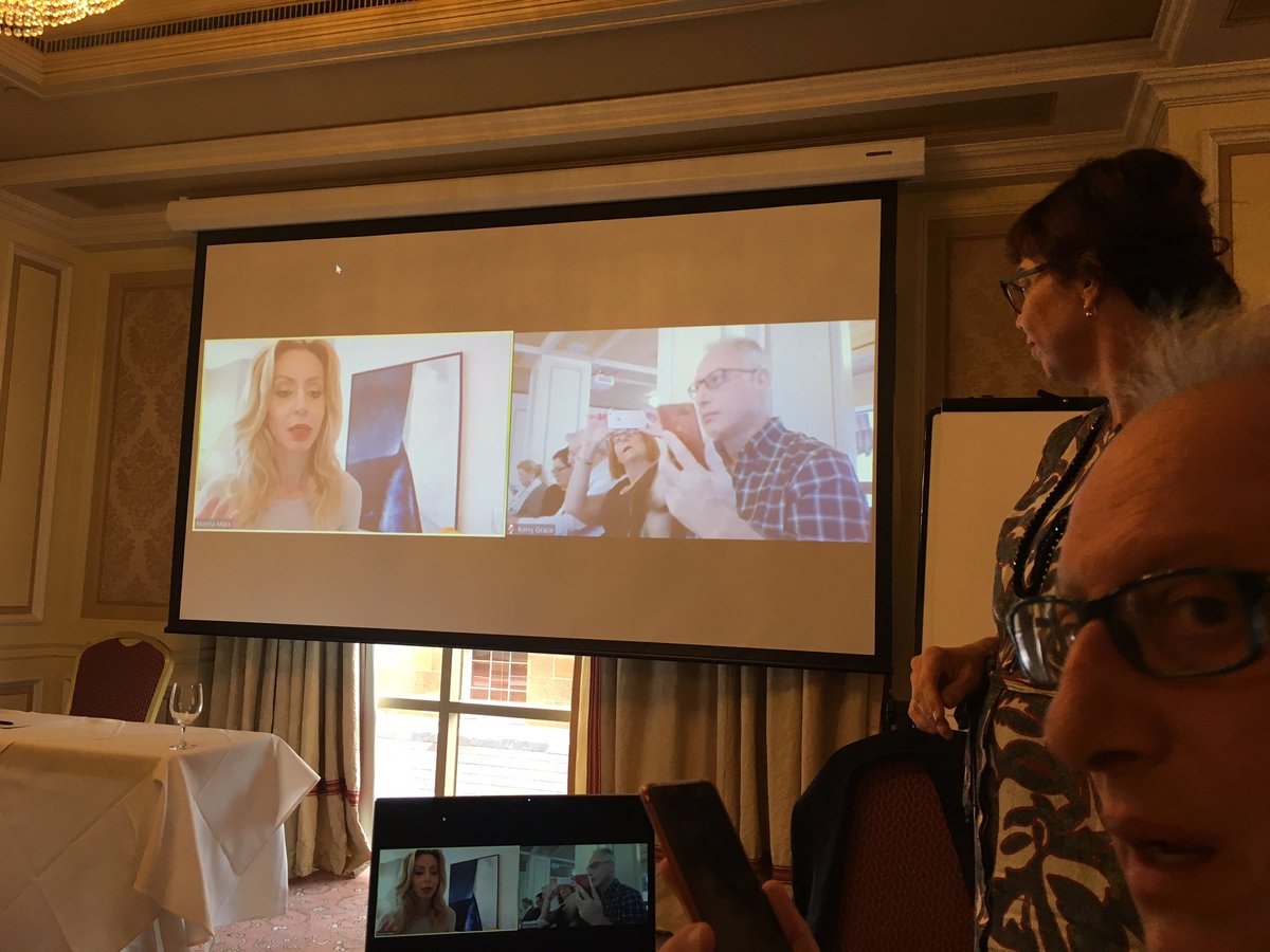 rdaillawarra's tweet image. RDA network from NSW ACT talking to branding expert @eddywollongong @rdaillawarra @northerninland @RDA_Murray @RDASI @RDAACT #technologyatwork