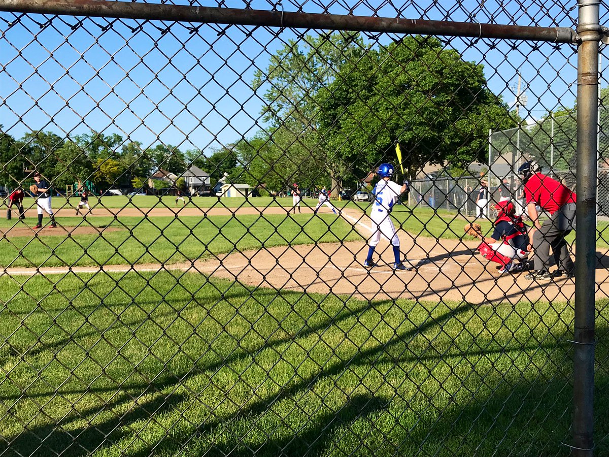 Mellym333's tweet photo. @St_Catharines it’s a beautiful night for a ballgame! #gocobras #mosquitorepteam https://t.co/IfIIhTBDRe
