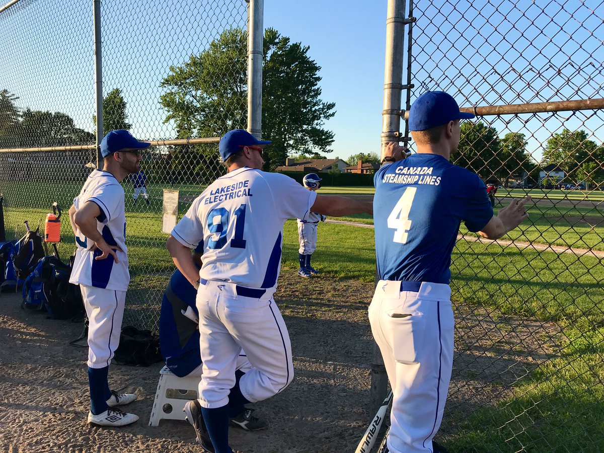 Mellym333's tweet photo. @St_Catharines it’s a beautiful night for a ballgame! #gocobras #mosquitorepteam https://t.co/IfIIhTBDRe