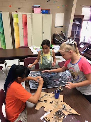 Roskosky90's tweet photo. Day 2 of CMSSA Summer Bridge camp has ended. Day 3 is prepped for and ready to go. Minor technical issues today, but still a fun day had by all! #CMSSASummerBridgeKiddosInTheHouse #BeCanutillo @danielmedinaCMS @Barbpete2 @CanutilloMs @CanutilloISD @analuisa5_ @PedroGalaviz9 https://t.co/hJDgGioaL8