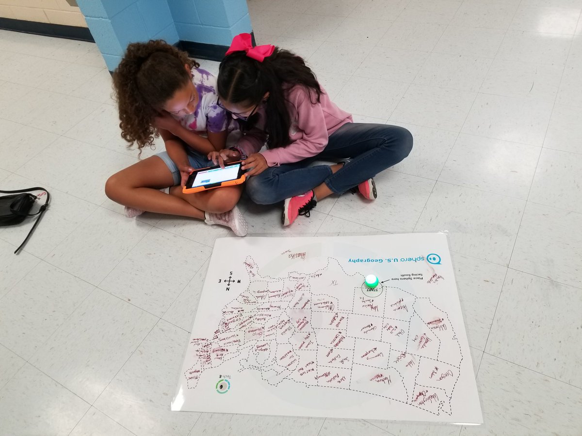 Roskosky90's tweet photo. Day 2 of CMSSA Summer Bridge camp has ended. Day 3 is prepped for and ready to go. Minor technical issues today, but still a fun day had by all! #CMSSASummerBridgeKiddosInTheHouse #BeCanutillo @danielmedinaCMS @Barbpete2 @CanutilloMs @CanutilloISD @analuisa5_ @PedroGalaviz9 https://t.co/hJDgGioaL8