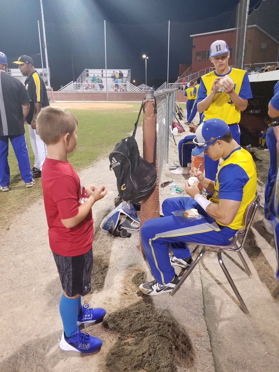 HendersonFlash's tweet photo. Josh Johnston signs an autograph after the Flash's extra inning win in Game 1 https://t.co/tDKd2hvqG0