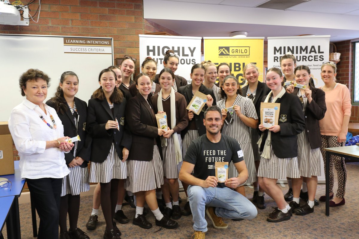 StRitasCollege's tweet image. Yr 11 Food &amp;amp; Nutrition students were today visited by @GriloProtein, exploring and tasting the nutritional and sustainable benefits of incorporating crickets and other insects into our diets. #sustainableliving #sustainablefood #foodandnutrition #girlseducation