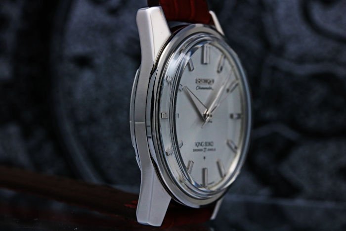 kyotoya78's tweet photo. #KINGSEIKO CHRONOMETER #2ndMODEL #Ref49999
#キングセイコー は、1965年1月製造のセカンドモデル 機械式時計が全盛期だった頃の国産時です!このモデルは、文字盤の「#CHRONOMETER」表記が筆記体になっている希少な初期型モデルです
https://t.co/mGlz2t3Z0t
#京都屋 #質屋 #56KS #腕時計 https://t.co/dGDRwCtpHU