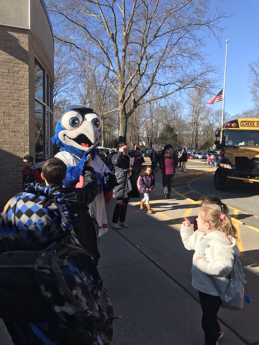 Looking forward to the Rockland Boulders games with our Viola readers next week (6/18 &amp; 6/19). The stadium is family friendly and such a good time! Kids will get to run the bases after the game!  <a href="/ViolaAchieves/">Viola Elementary</a> #SeeYouSoonBoulderBird #thankyouScholasticandBoulders