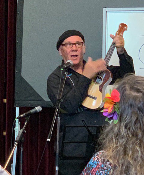 CutieCircle's tweet photo. How @playukebyear absolutely spared no effort in engaging the #ukesters with flying colours of emotions, and songs and dance, too! It was so memorable that the Cuties are bound to remember and practise what Jim's taught them! Thanks, Jim!!! https://t.co/RfM3SzzGge