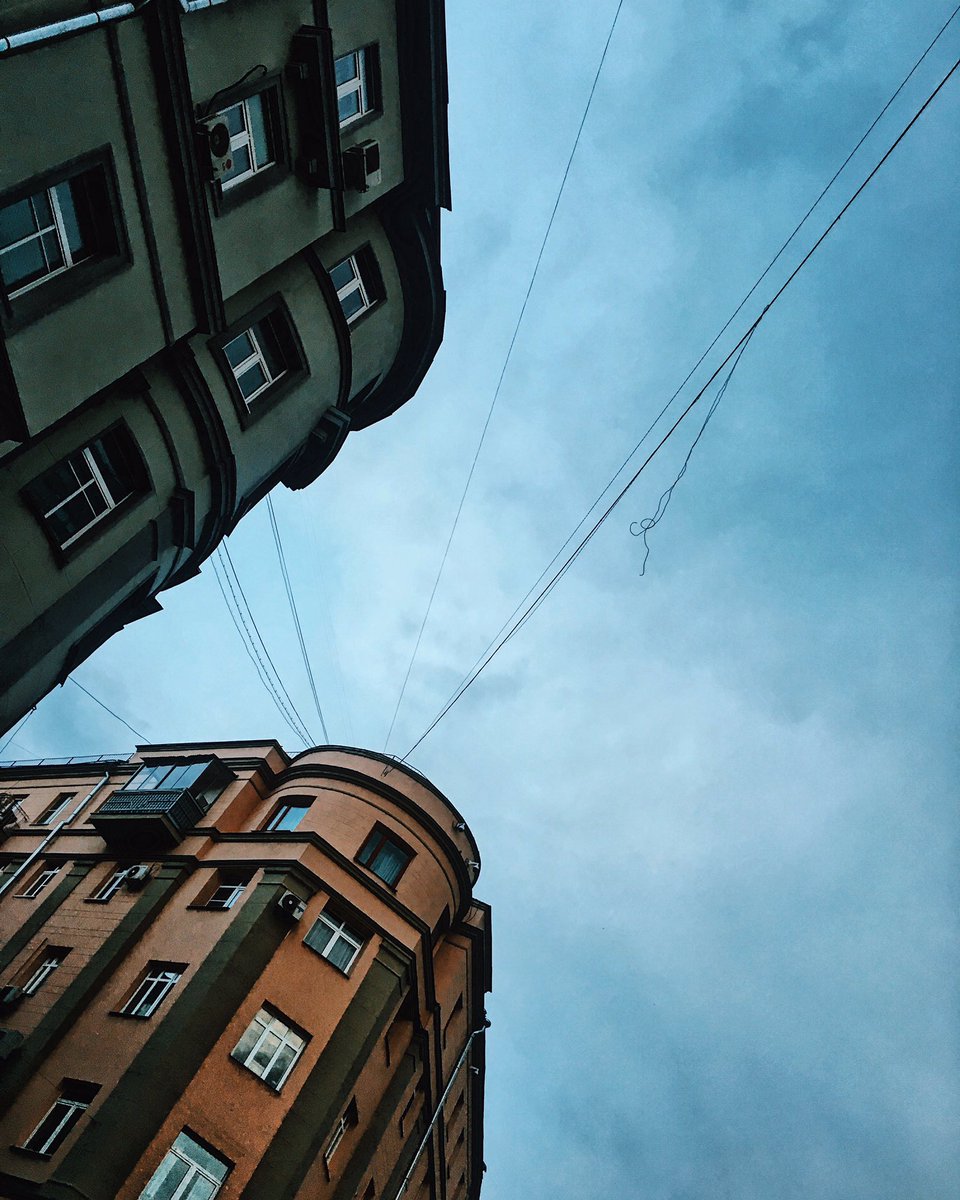 La______Ra's tweet photo. Enjoy the silence.

#walkwithLara #Moscow #summer #architecture #citylife https://t.co/OwRzmDU5GJ