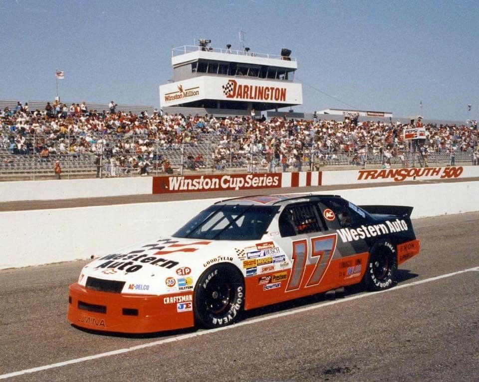RhondaSDavis's tweet photo. @AllWaltrip  Just as I have missed your #17 Western Auto, you too shall be missed!!  Been following you since  @5FlagsSpeedway , was just the beginning.  Best wishes to a fine retirement!! Love to you &amp; Stevie!! https://t.co/V9fnowV8vk