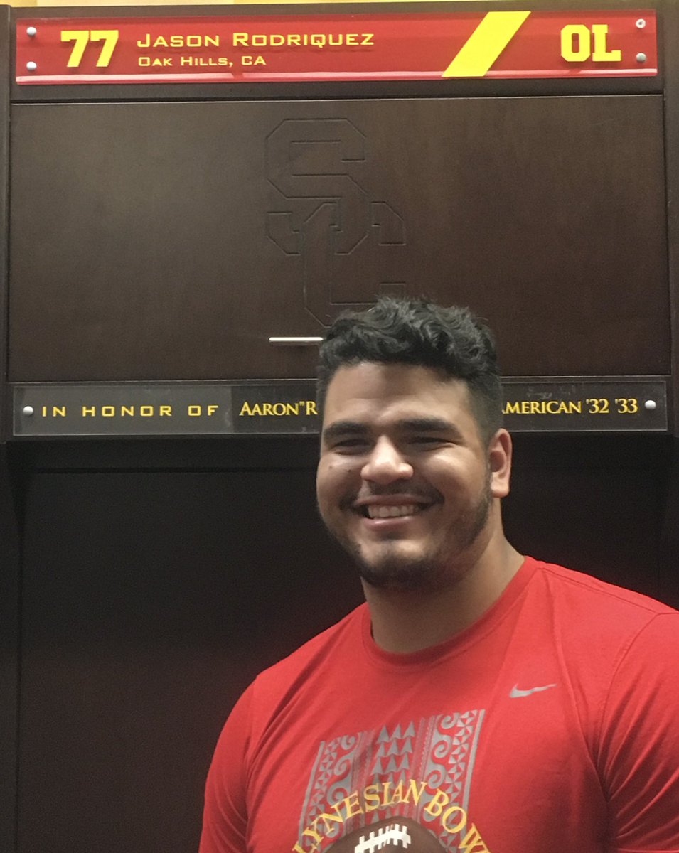 mamaofatrojan's tweet photo. It’s official!! Our Trojan Jason Rodriguez #77 @Bamfrod_75  So proud of you Mijo!! # fighton❤️💛✌🏻 https://t.co/Cl8L1eAEGu