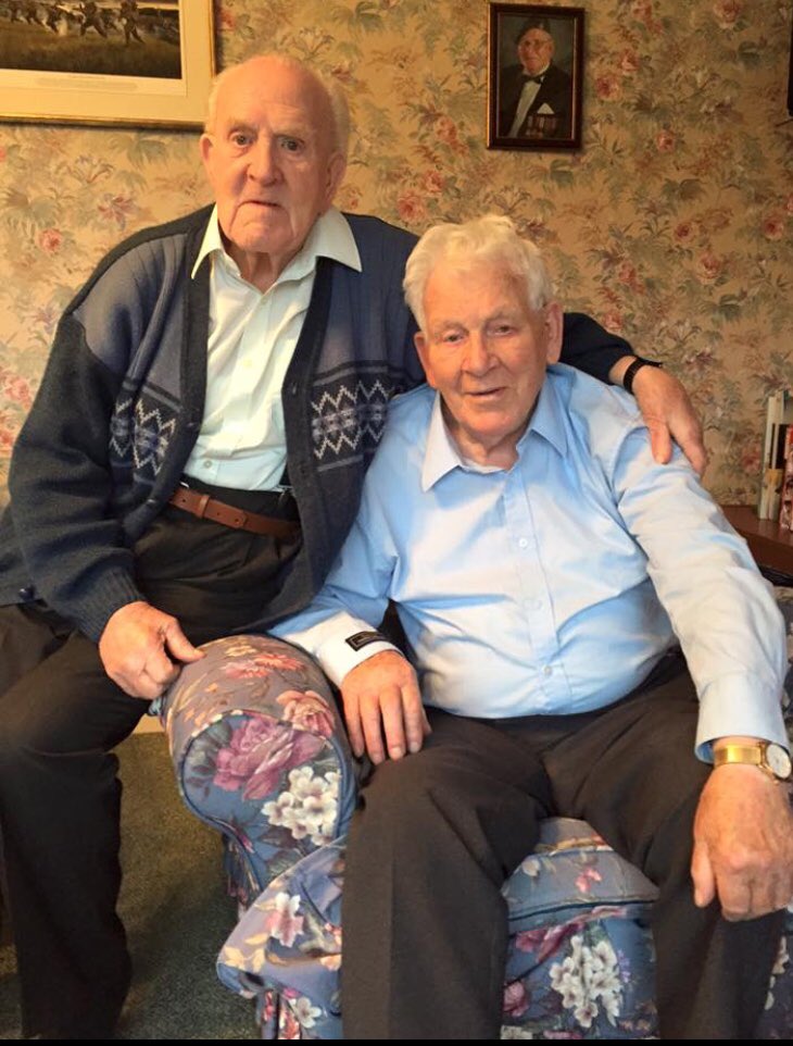 47_commandos's tweet image. Took #HarryPrescott on a trip to see #MarkPacker a couple of years ago. They squared off in greeting and then we all fell to on the full roast Mark made including trifle 😋 #RMBoxers #47RMC #LEGENDS