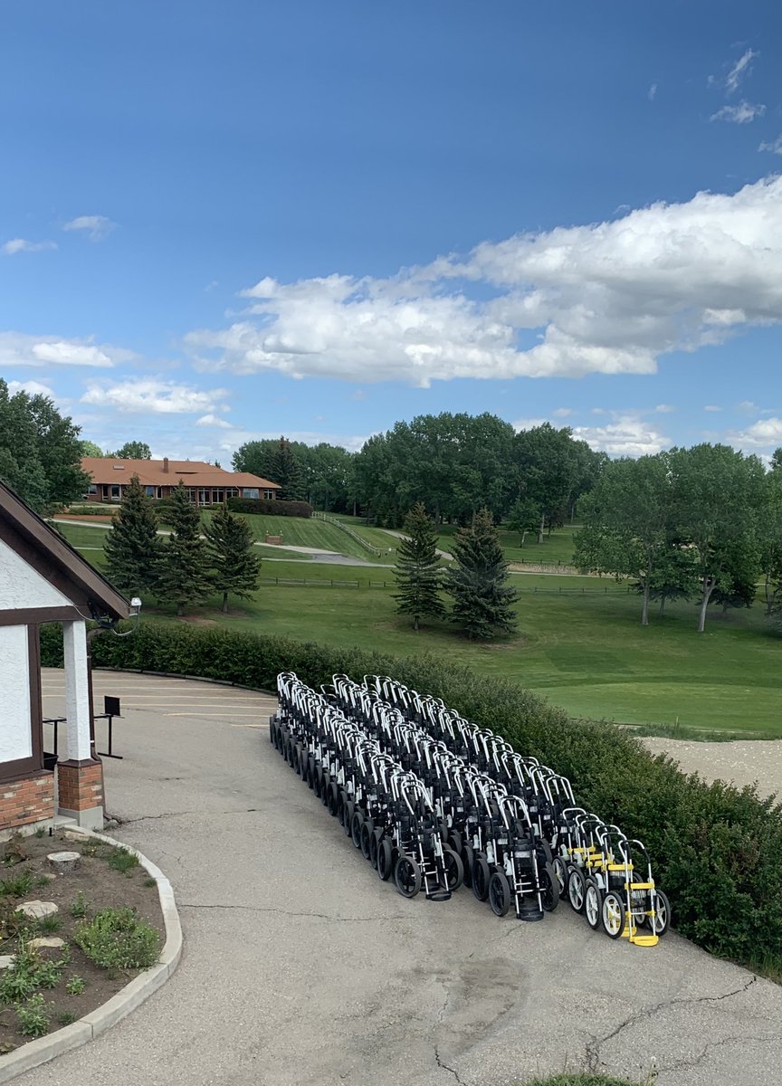 BarryEhlert's tweet photo. Another great day. Now taking tee times @GolfBearspaw 

https://t.co/5oLKWI9gG4 https://t.co/UlBnvAOPl4