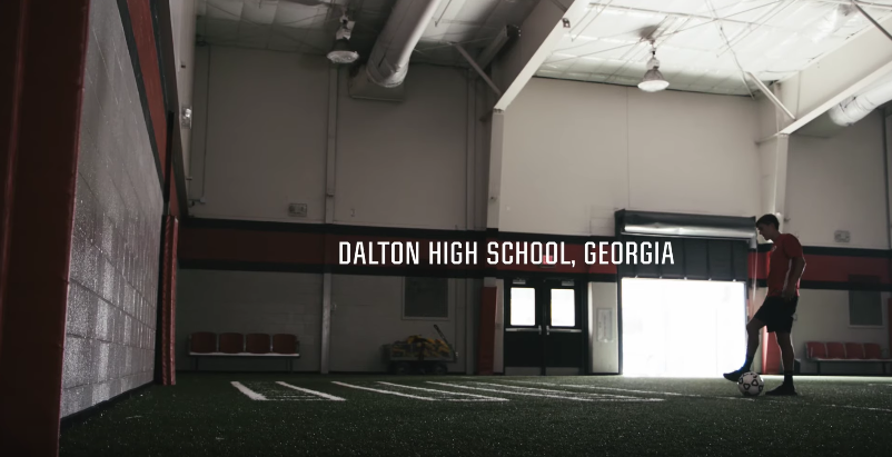 TheDailyCitizen's tweet image. Another video honoring Hernandez as @Gatorade National Boys Soccer Player of the Year.

Link ⬇️

youtube.com/watch?v=DQ-tcf…