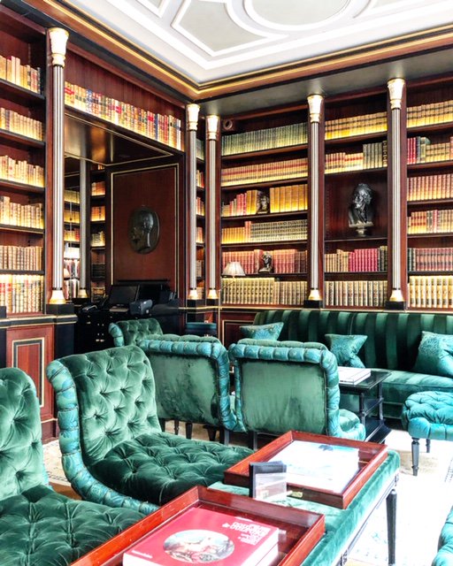 MyBeautifulPari's tweet photo. If the lottery would be gracious enough as to offer me an enormous amount of money, my new existence would pretty much be me moving into here! @LaReserveHotels #letsgotoparis https://t.co/is2ELfTXJR https://t.co/ruzmBqlIYL