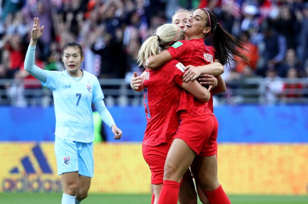 markhadams's tweet photo. Off to a strong start @USWNT 👏👏👏 https://t.co/vGAE2ksXXm #USWNT #FWWC2019 https://t.co/I0PkKIMiCO
