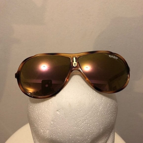 ClosetBargain's tweet photo. So good I had to share! Check out all the items I'm loving on @Poshmarkapp #poshmark #fashion #style #shopmycloset #turbo #fairlygirly: https://t.co/gjJzfQS6ma https://t.co/nGWyK0YyCv