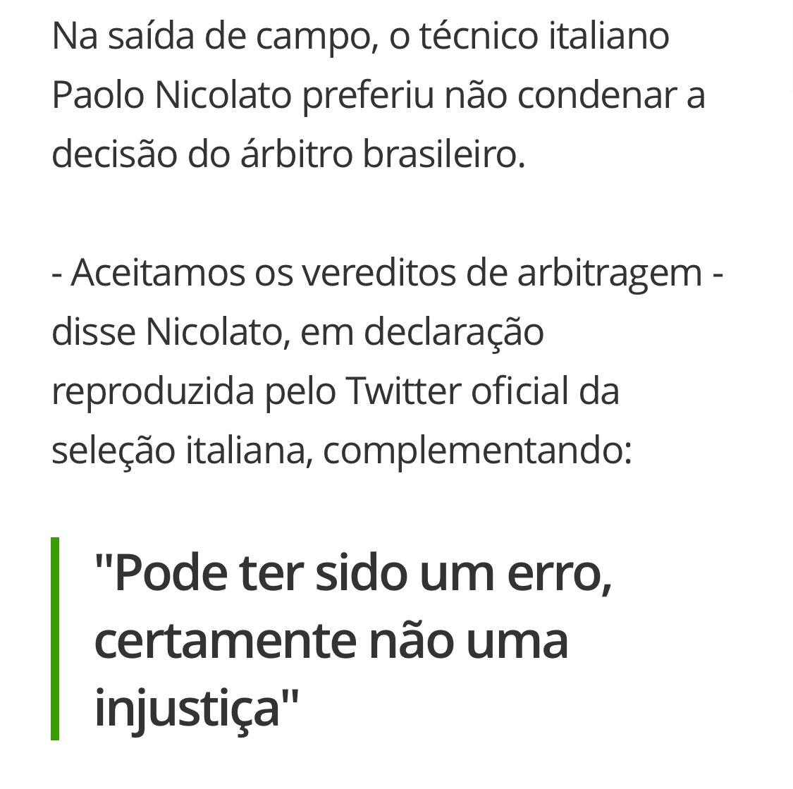 PericlesBassols's tweet photo. Raphael Claus acertou!!! 
Pode não ter observado a falta em campo como seria o ideal. Acho até que ele viu pois levou o apito a boca mas segurou mas segurou porquê não deve ter tido certeza. Como ele apontou o meio depois que a bola termina em gol mostrou para todos que sua https://t.co/QEq0EZPGnn