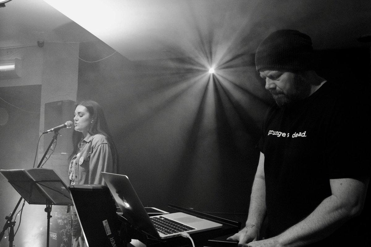 Look at all us moody and stuff #synthpop #electronic #synth #livemusic #gig