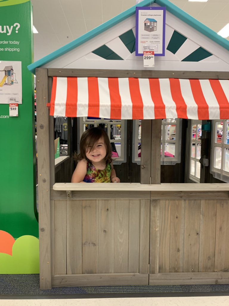 kirarene11's tweet photo. Hey @Target, I think my niece needs a modeling contract because she LOVES Target so very much! @Ccrafton1163 #TargetToddler #TargetDog #TargetModel https://t.co/bgMJNwpREK
