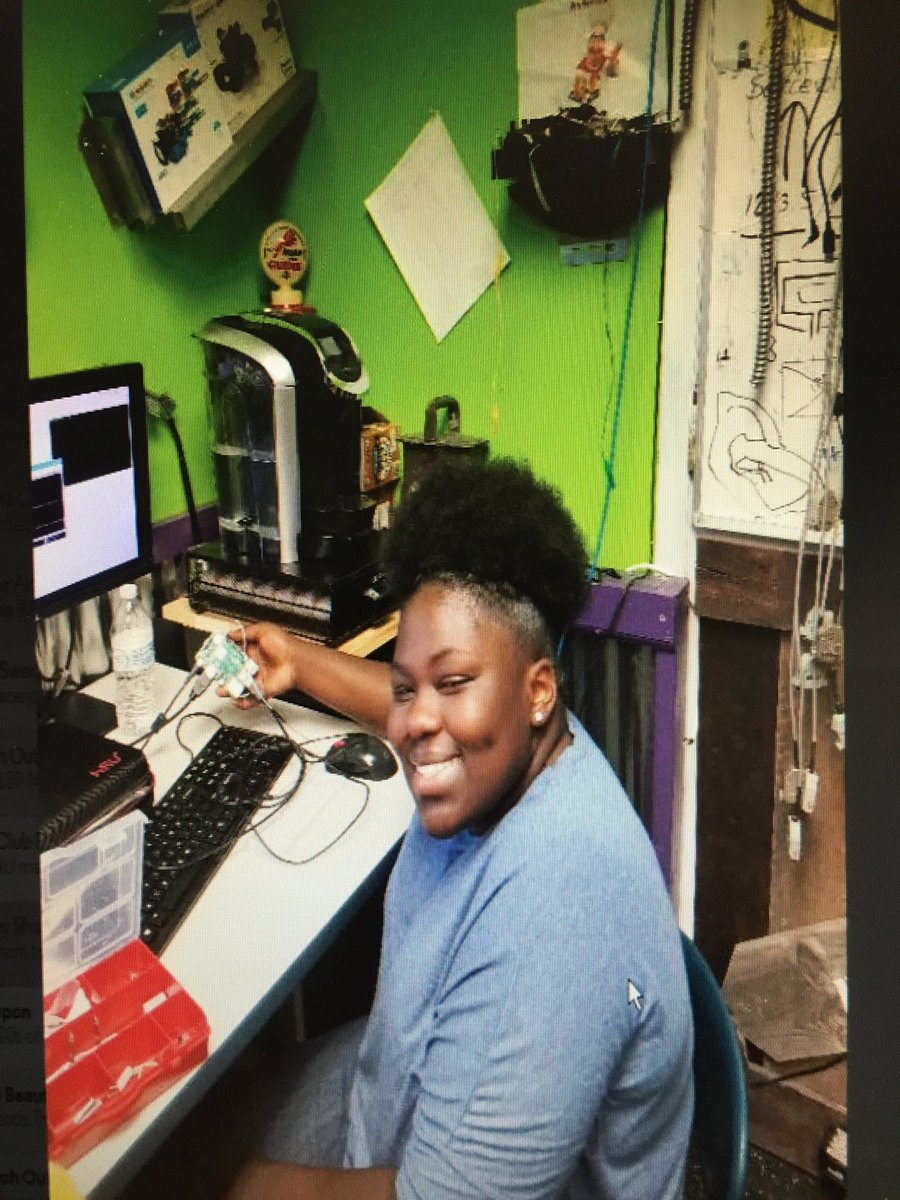 wrightm_a's tweet image. Dream Ss representing at the Girls Plum Crazy Coding &amp;amp; Robotics Camp. What an awesome opportunity of their learning ‘OUTSIDE THE BOX’. #performancepassionpurpose @APSuperGray @sunshine1018 @AThomas127 @KroposkyJanice @Itsjustneicy @angelaahbez