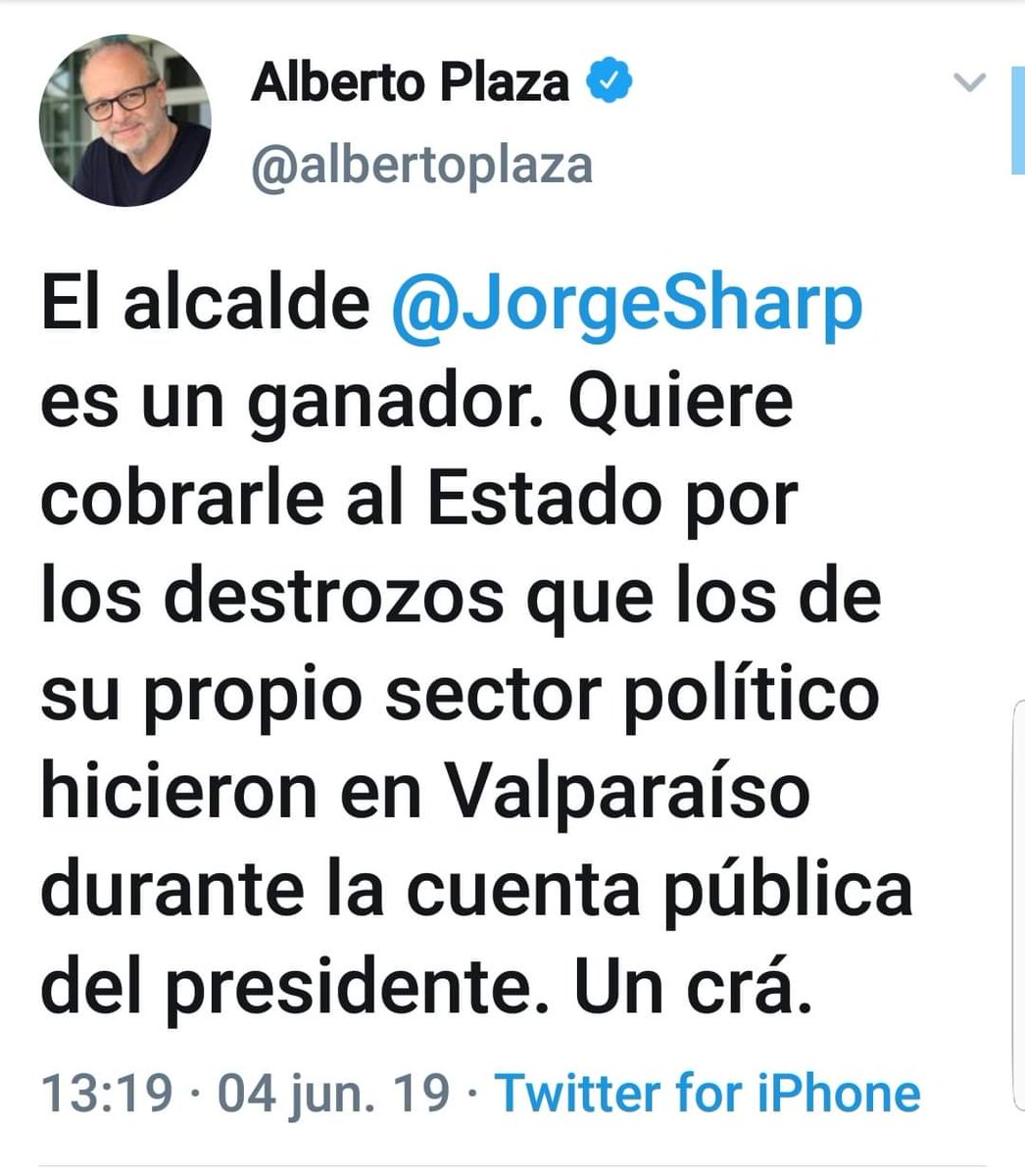 AlexnderRosende's tweet image. Un Crá no más es @JorgeSharp con notable respuesta al seudocantante y escritor amateur @albertoplaza o plasta, como quieran #JorgeSharp #notable #MarchaProfesores #11Jun #TiemposPeores En tu cara #fachoqlio #sinodio #LaHistoriaImporta #Valparaíso