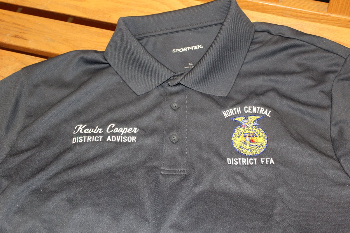 NevadaFFA's tweet photo. Wow, its official, Nevada HS Ag Ed & FFA is North Central District FFA advisor, thanks Latham Seeds for providing polos for officer teams #leadership #ExtraDuties #responsibility @iowaffa #nevadacubpride https://t.co/MRrElInEll