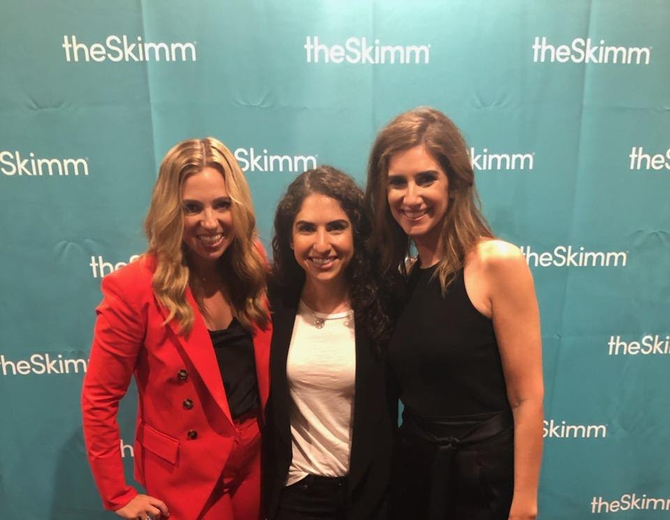 aslmeredith's tweet image. Had a blast at the How To Skimm Your Life - Night out last night !!  Info about the brand new book (in stores TODAY!) at aslmeredith.com/skimm #skimmlife #skimmbassador #theskimm
