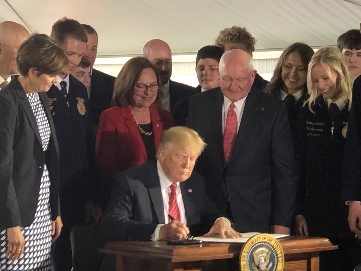 Our CEO Geoff Cooper was proud to stand behind ⁦<a href="/realDonaldTrump/">Donald J. Trump</a>⁩ as he signed an order streamlining biotech regulations today.