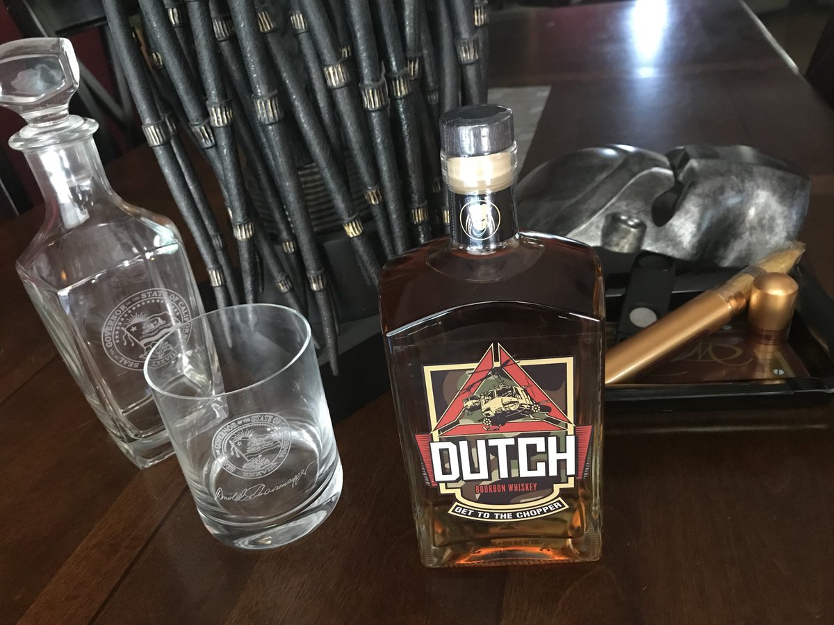 TheArnoldFans's tweet image. A Father's Day gift for bad-ass dads: Officially licensed @Predator "Dutch Whiskey" by @SilverScreenCo! Goooo, get to dutchwhiskey.com