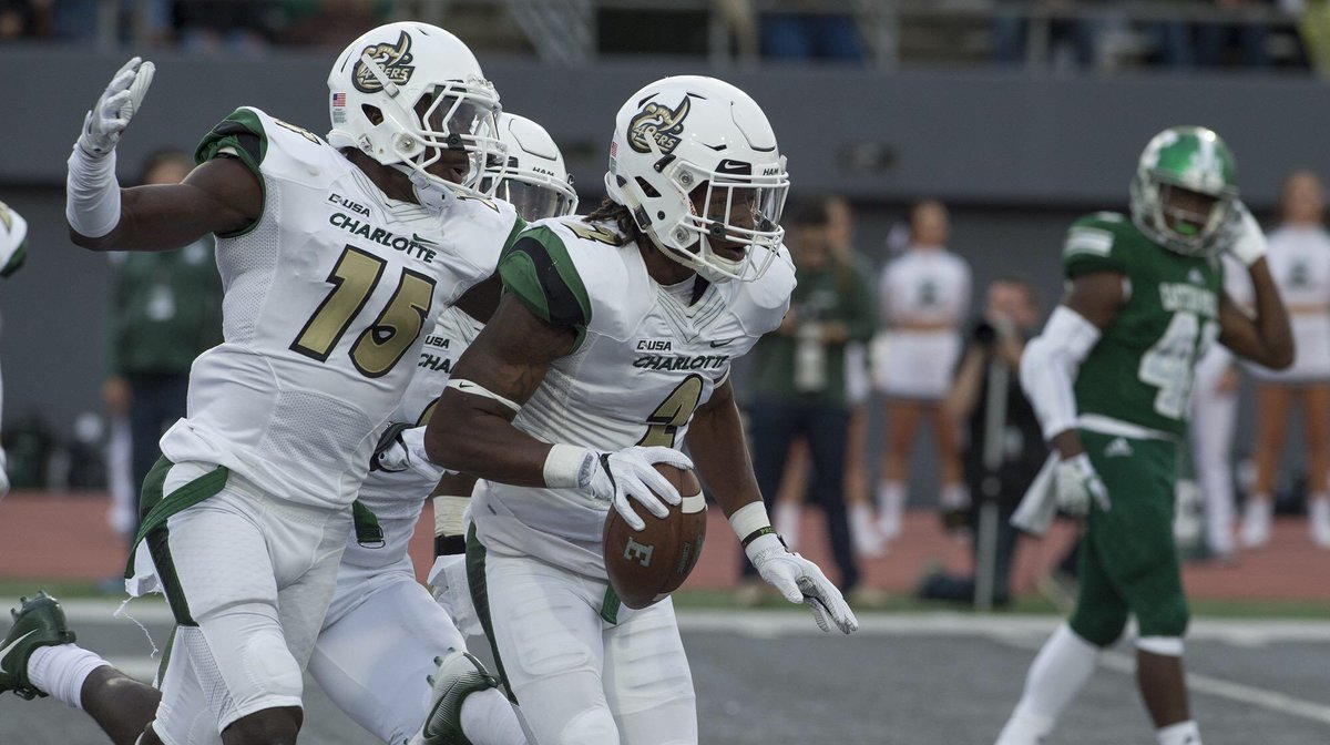 All glory to god‼️ blessed and honored to say that we have earned an offer from The university of North Carolina at Charlotte @CoachMurphy_ @CharlotteFTBL 
#power2win #fordalakes🖤 #ninernation