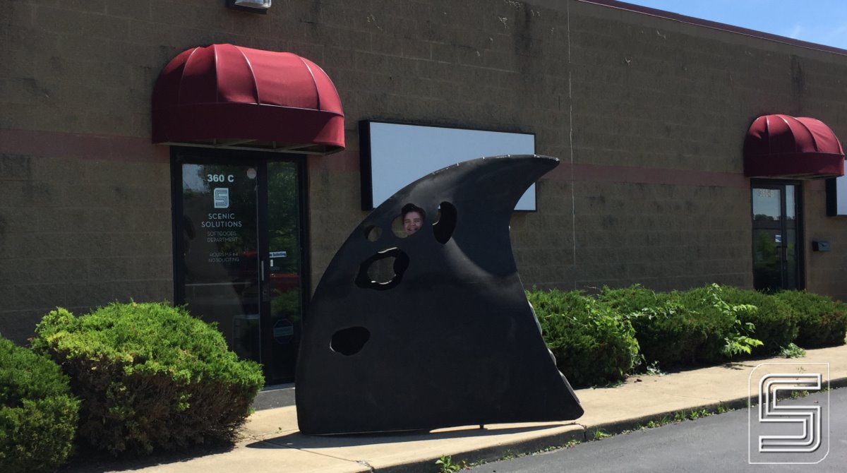 ScenicSolution's tweet photo. Seen outside our soft goods shop--is that a landshark?
#rccl #WhatTheHeckIsIt? #builtbyscenicsolutions https://t.co/cDT1OYBIzG