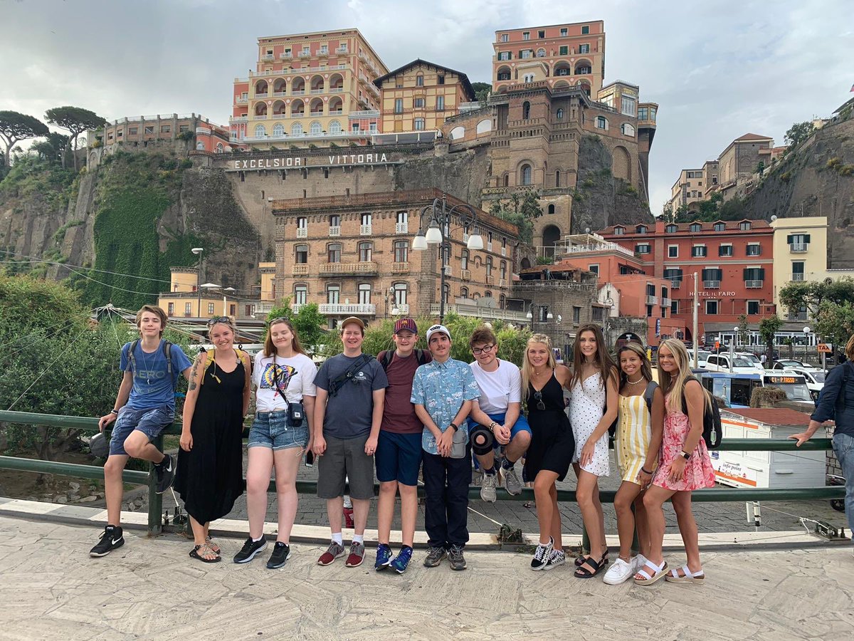 HOforlife's tweet photo. Etowah rounds it out in Capri - headed back home tomorrow 💛🦅💙@EtowahHS @britmillerrrr @hkobrien THANK YOU@OMasonLit https://t.co/jumBTd4Lk6