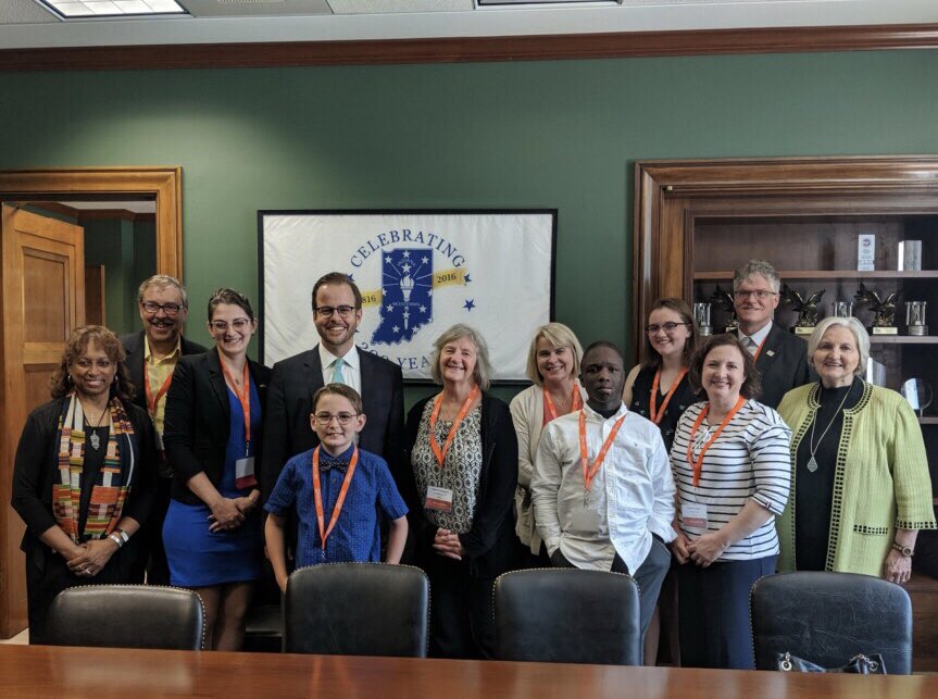 BasicandSimple2's tweet photo. Great meeting with Senator Young’s senior staff today in his Capitol Hill office. Thanks for the work you’ve done and listening as we encourage you and other legislators to end world hunger. @bread4theworld #endhungernow https://t.co/6WJLB2SoHa