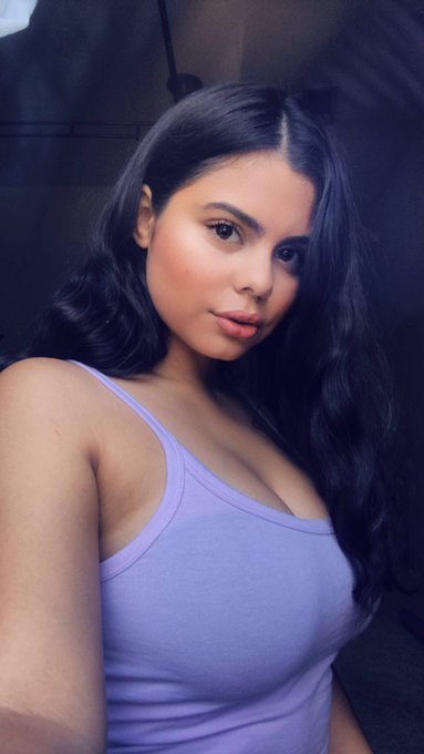 Watch ninaxcarolina's leaked NSFW photo on TwXstars