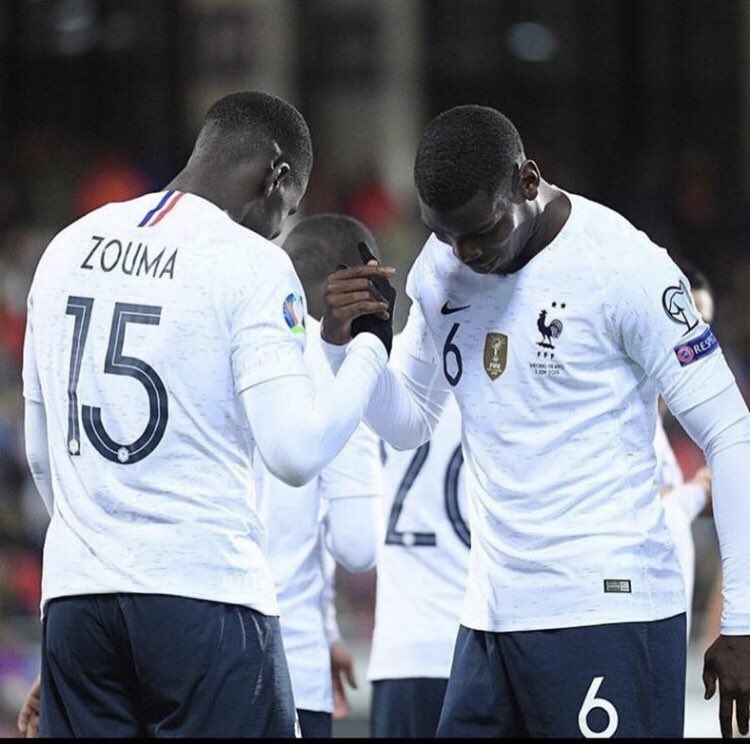 Victoire ✅ clean sheet ✅ 1er but ✅ 😊🙏🏿 @equipedefrance #lazoumance 🇫🇷🇫🇷 @paulpogba love you my brother 😍