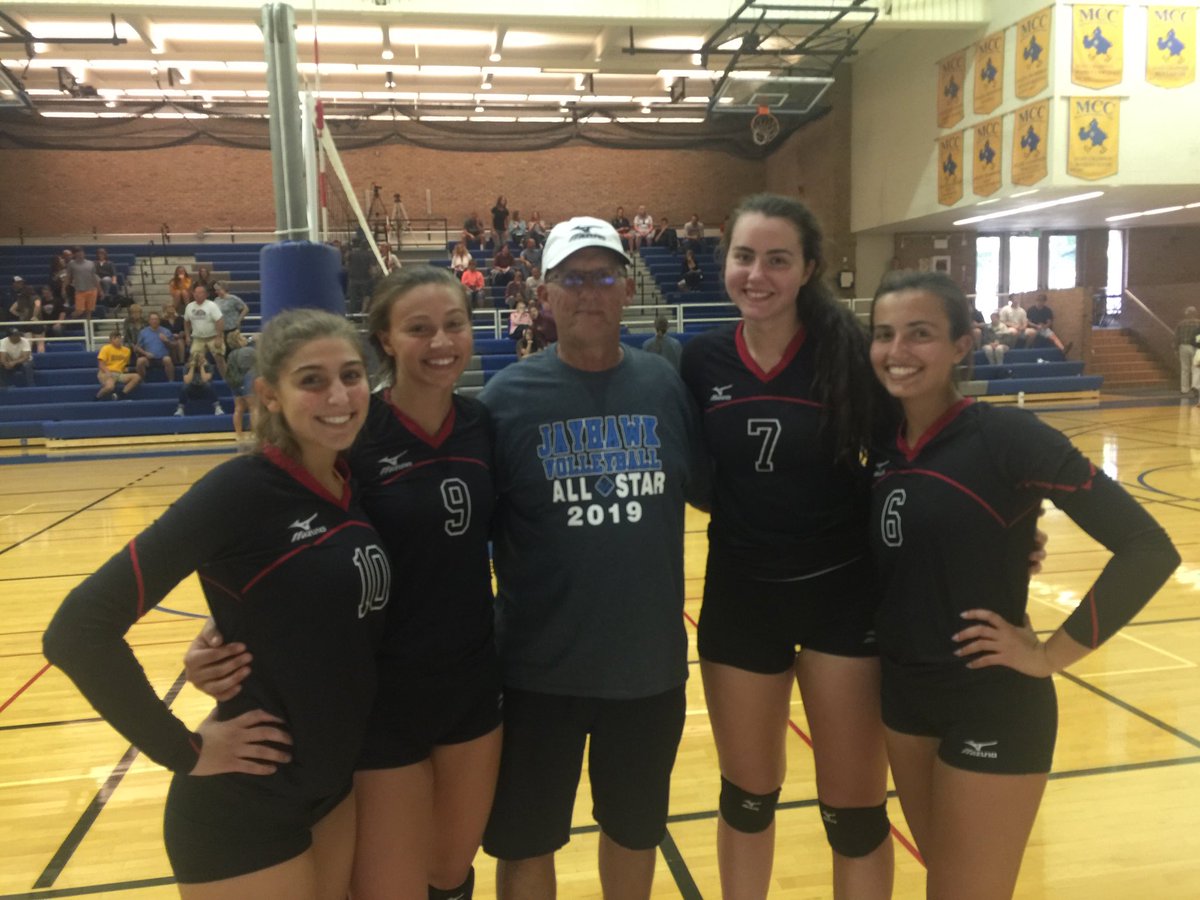 EdsallTed's tweet image. One last match with these great young ladies!   Go Vikings!!!