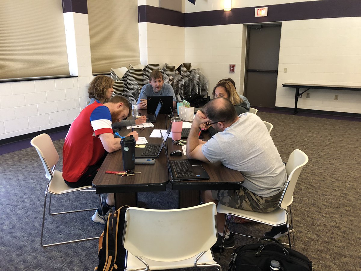 tbensing2's tweet photo. Had an awesome day with #FalconFlex with #designthinking and @schoology. We have some awesome problem solvers &amp; innovative teachers in the @CLSD_Schools that are going to continue to be difference makers for the kids! https://t.co/GOZu7JcY80